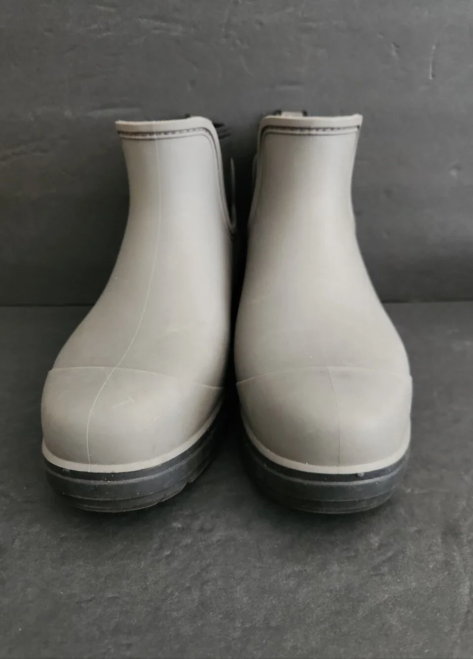 UGG stylish waterproof